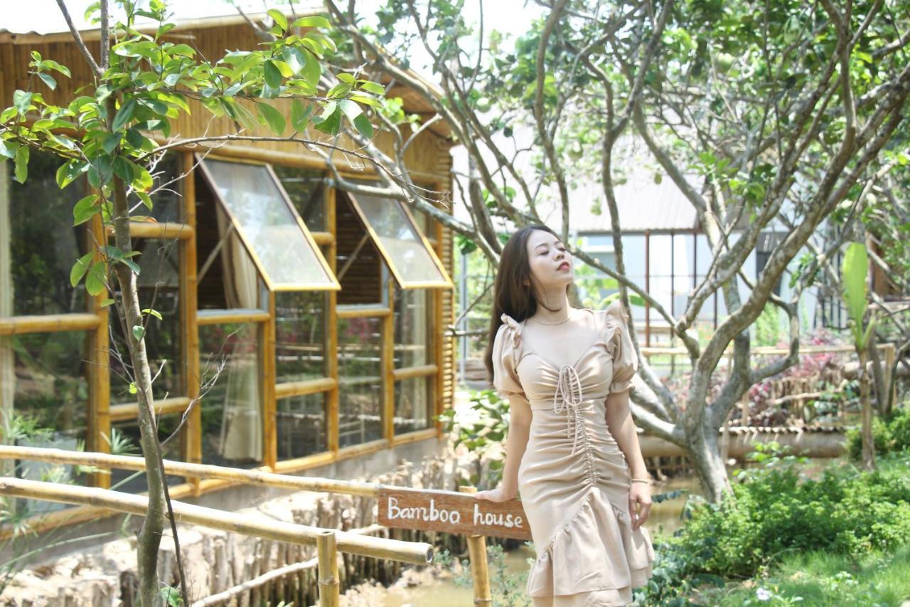 Hide Away Bungalows In Ben Tre City Eksteriør billede