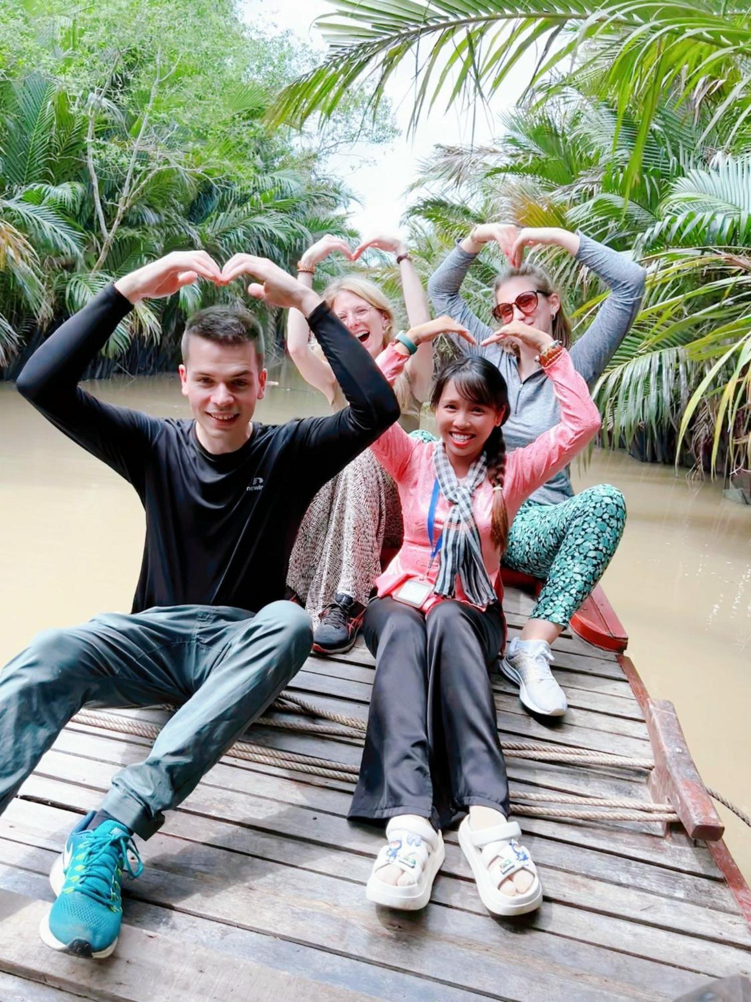 Hide Away Bungalows In Ben Tre City Eksteriør billede